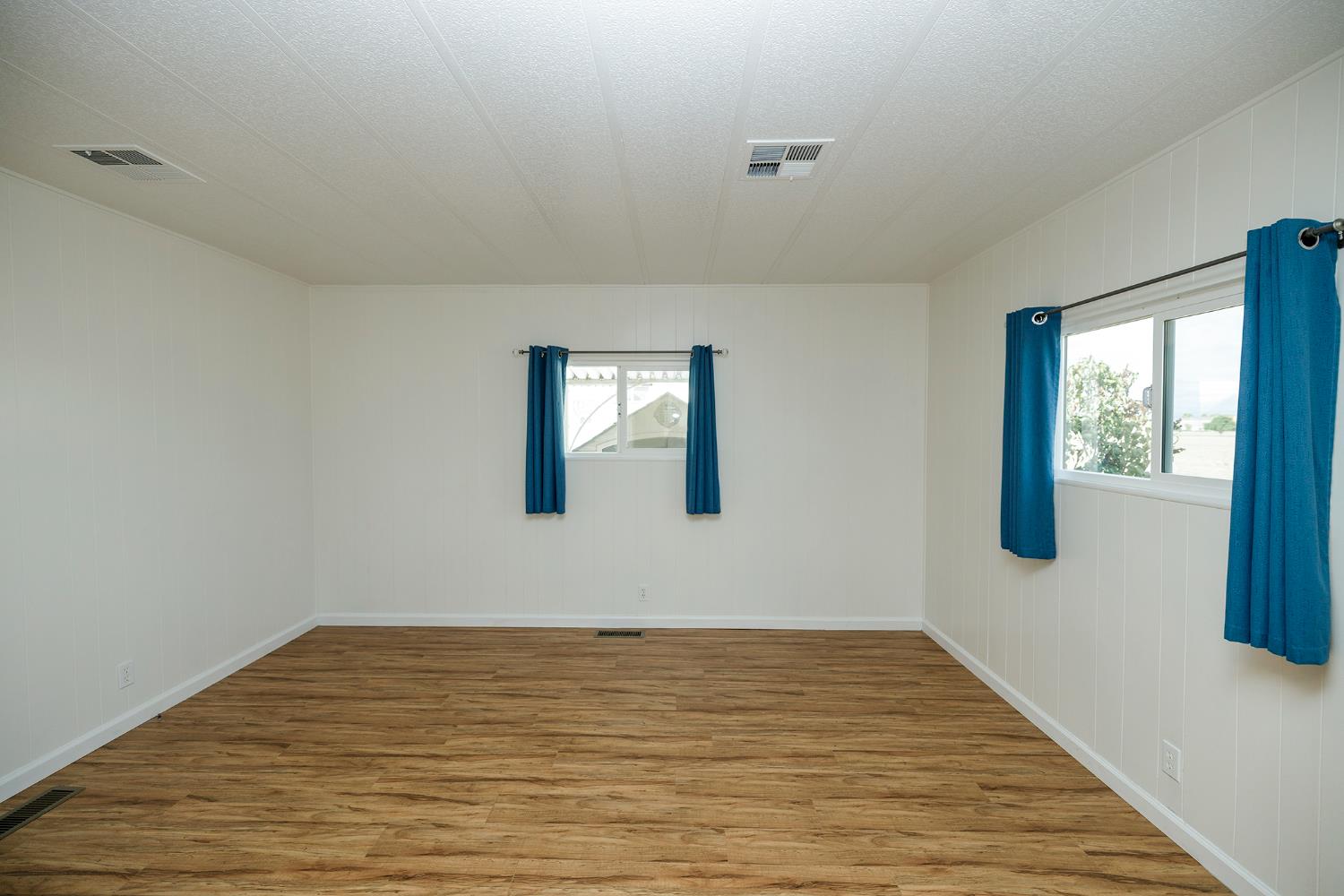 2505 Jackson Ave #194, Escalon, CA 95320