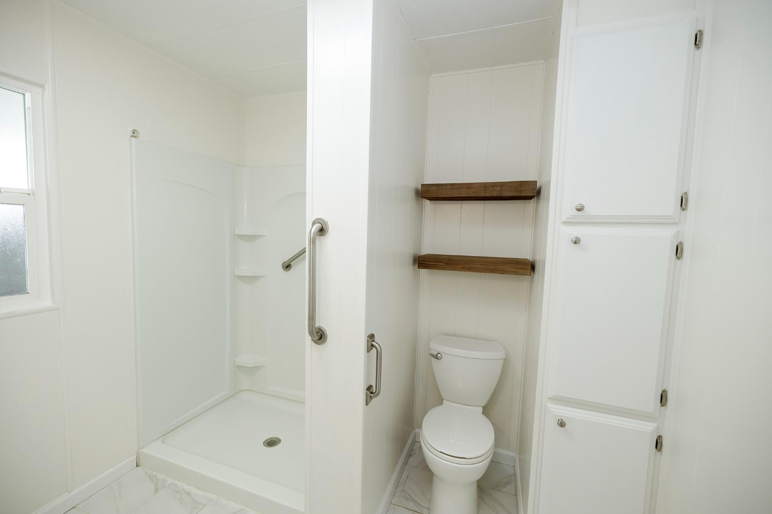 2505 Jackson Ave #194, Escalon, CA 95320