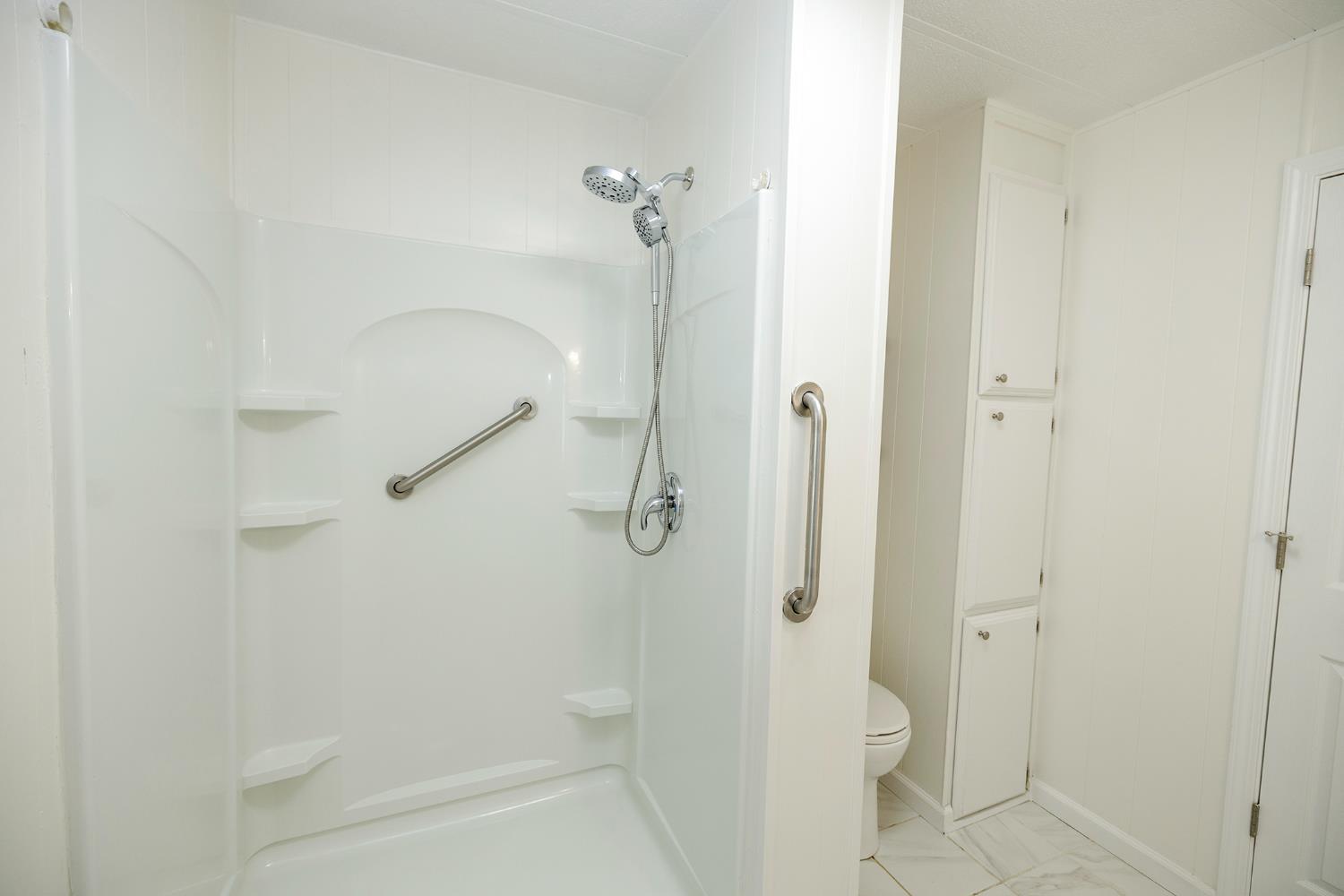 2505 Jackson Ave #194, Escalon, CA 95320