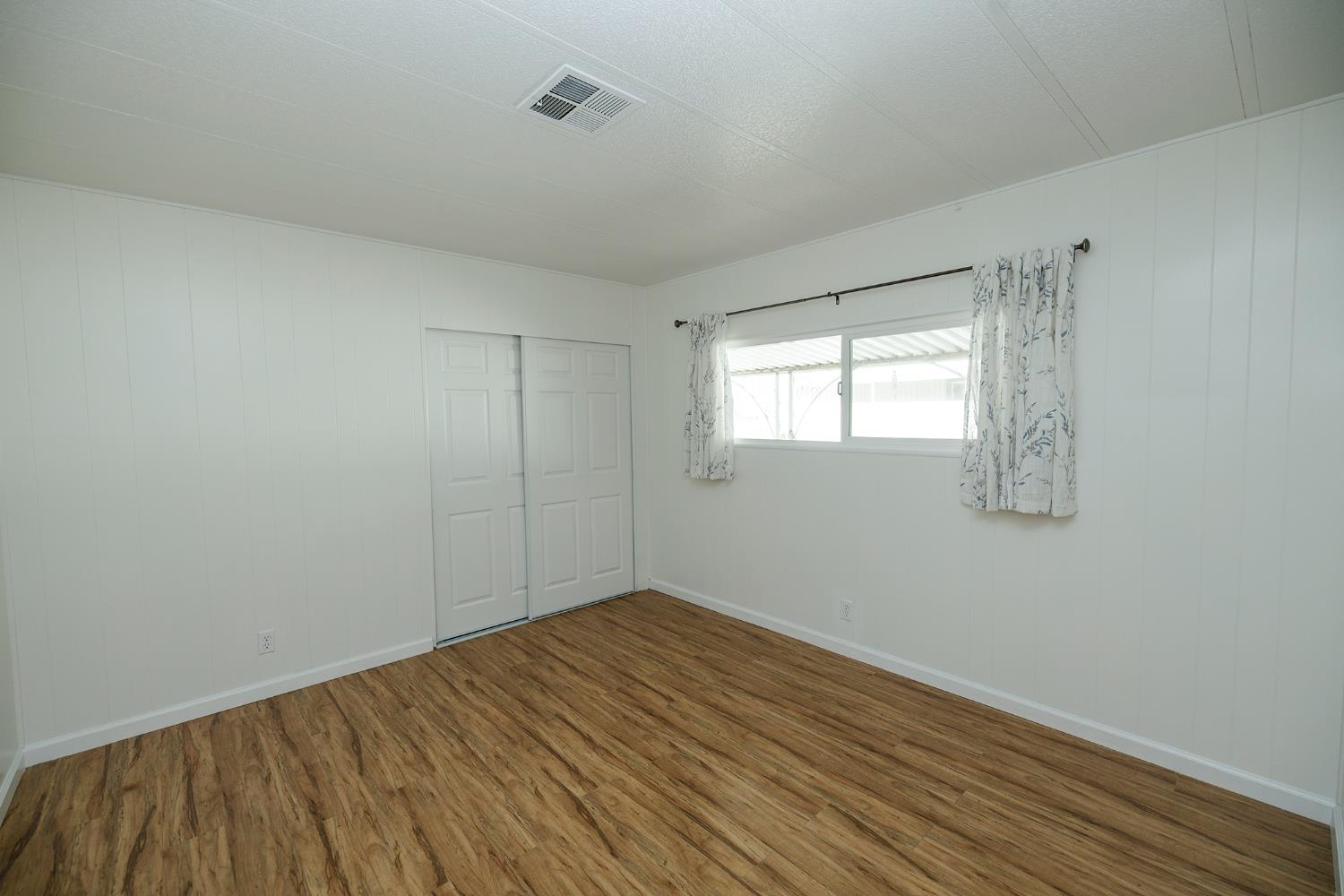 2505 Jackson Ave #194, Escalon, CA 95320