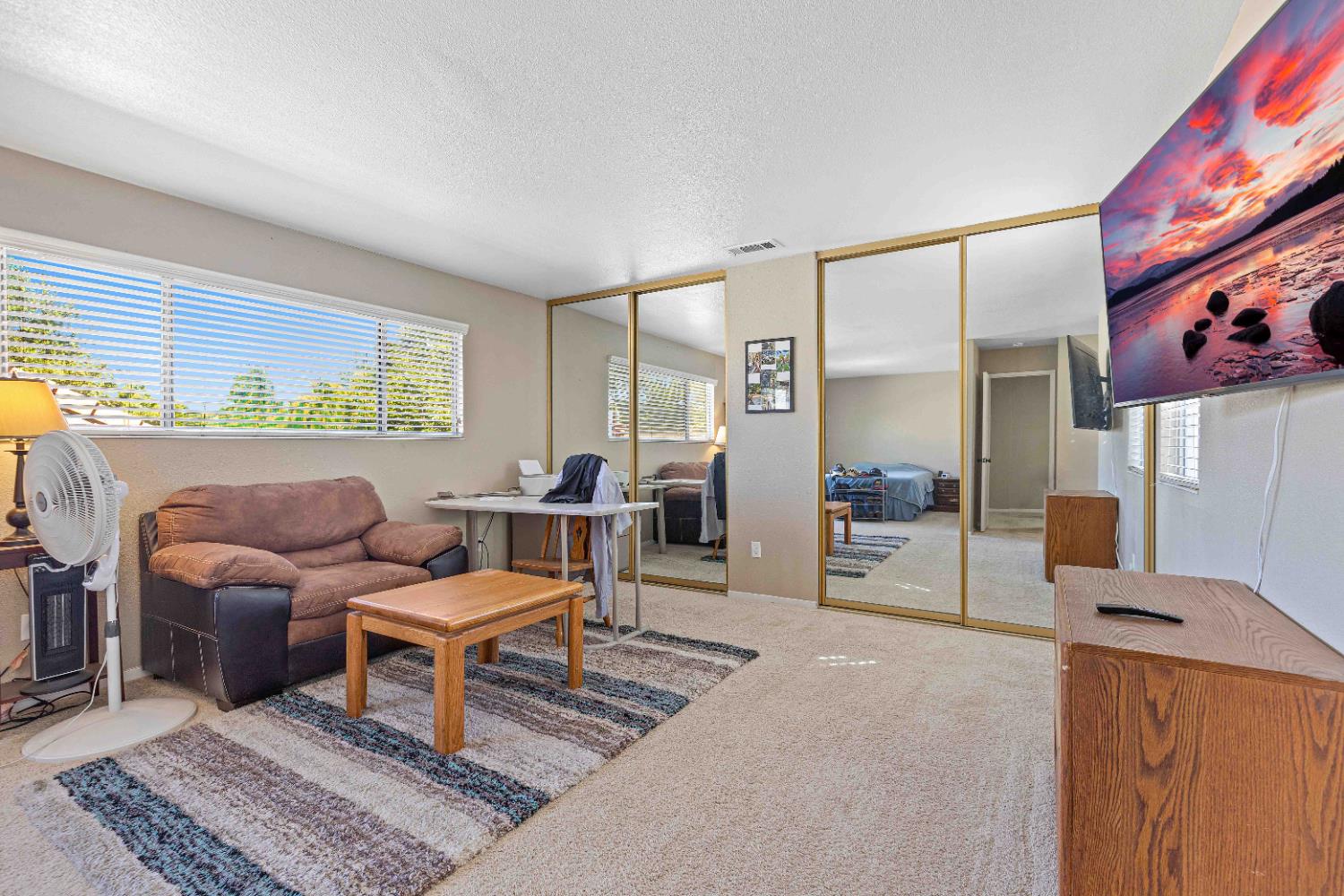 3625 Fawndale Dr, Modesto, CA 95356