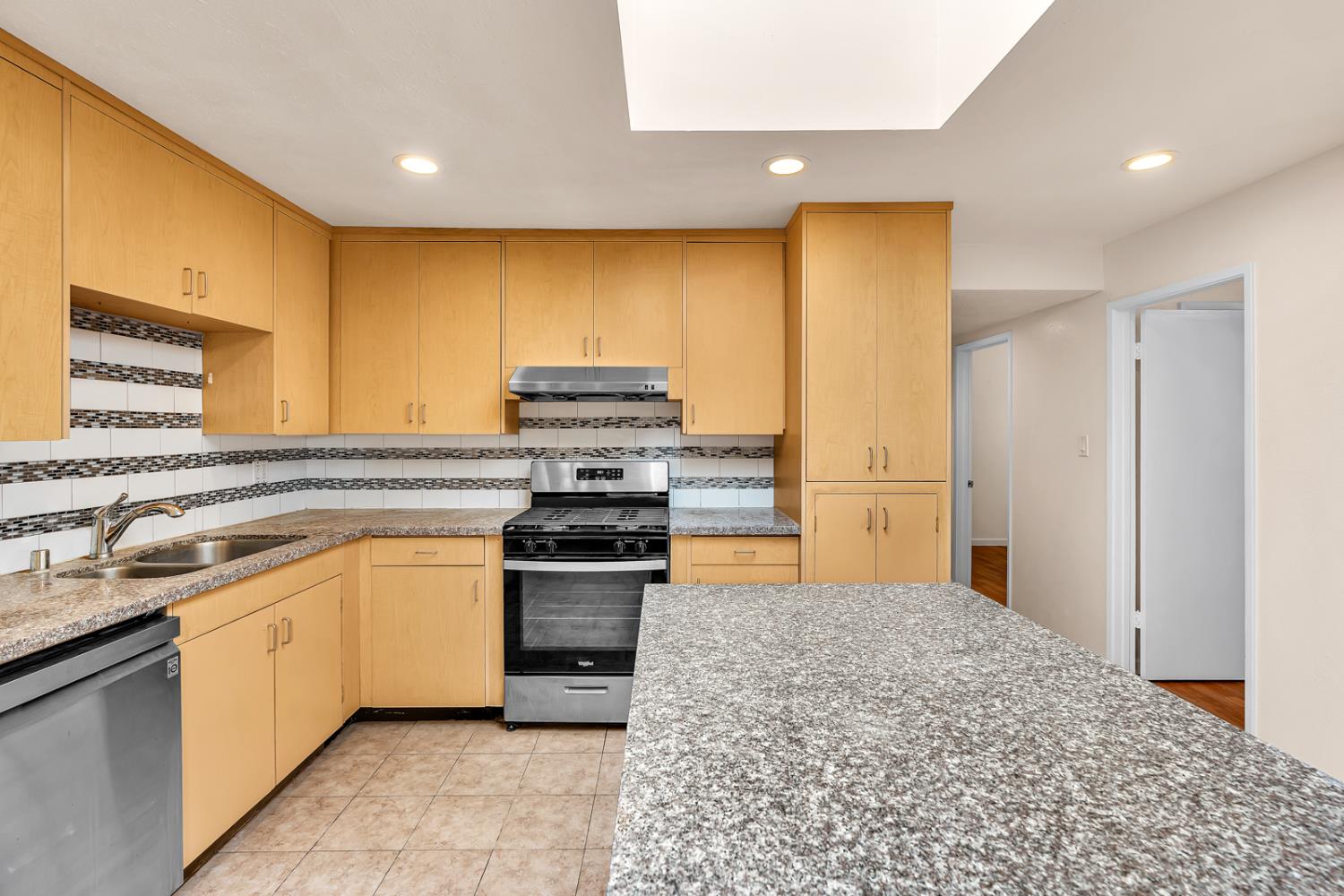 200 Dorita Way, Modesto, CA 95354