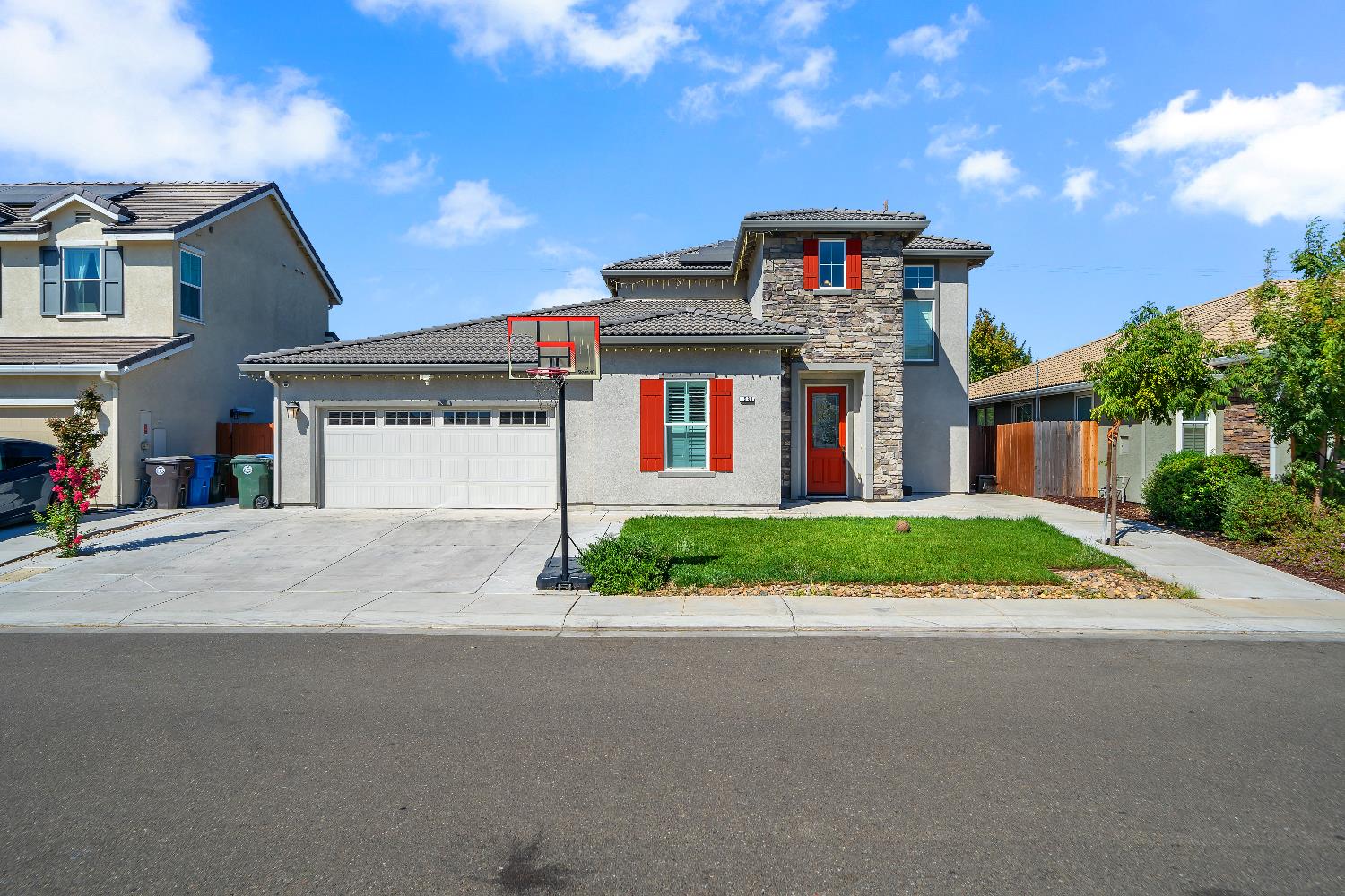 1581 Veteran St, Manteca, CA 95337