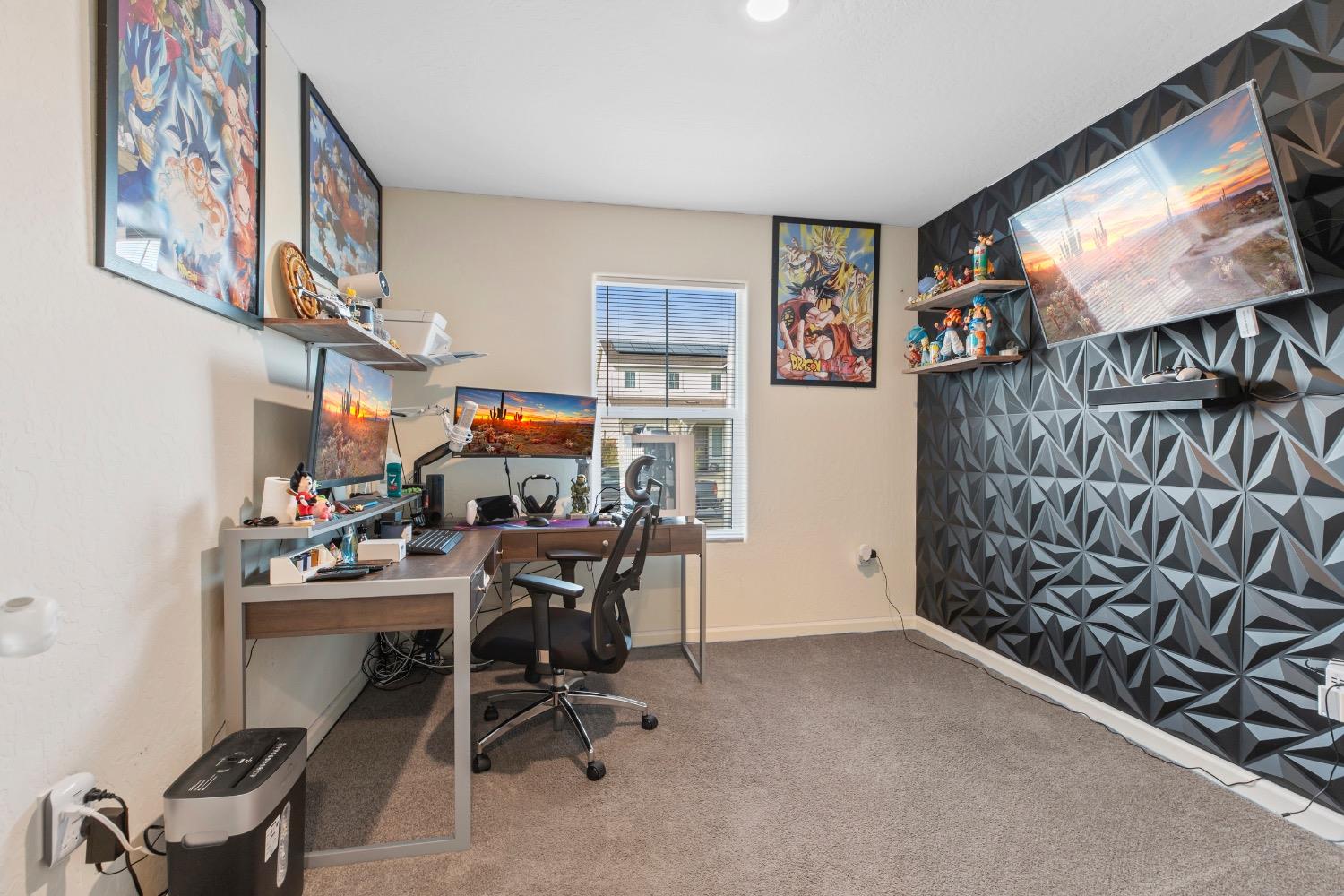 276 Grand View Ct, Merced, CA 95341