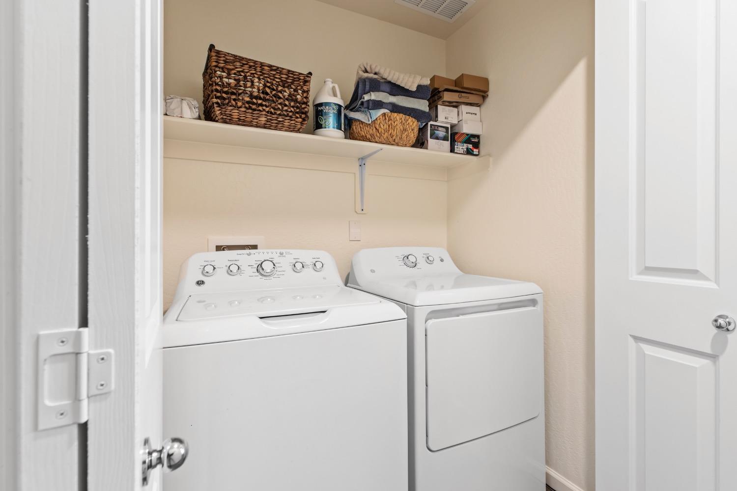 276 Grand View Ct, Merced, CA 95341