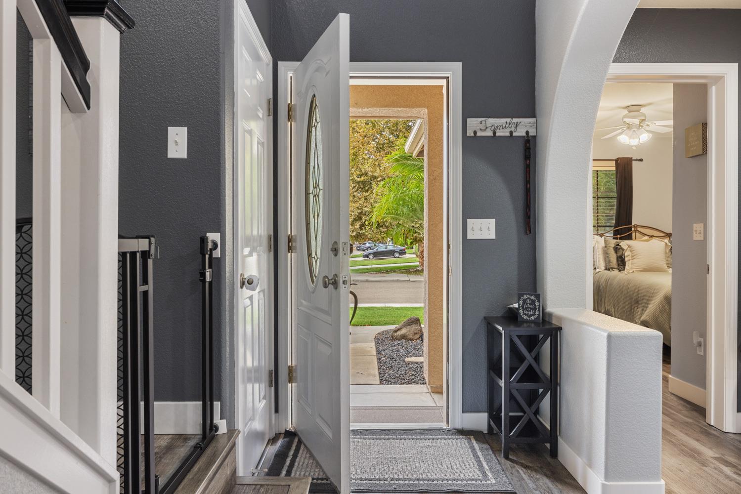 818 Travaille Way, Ripon, CA 95366