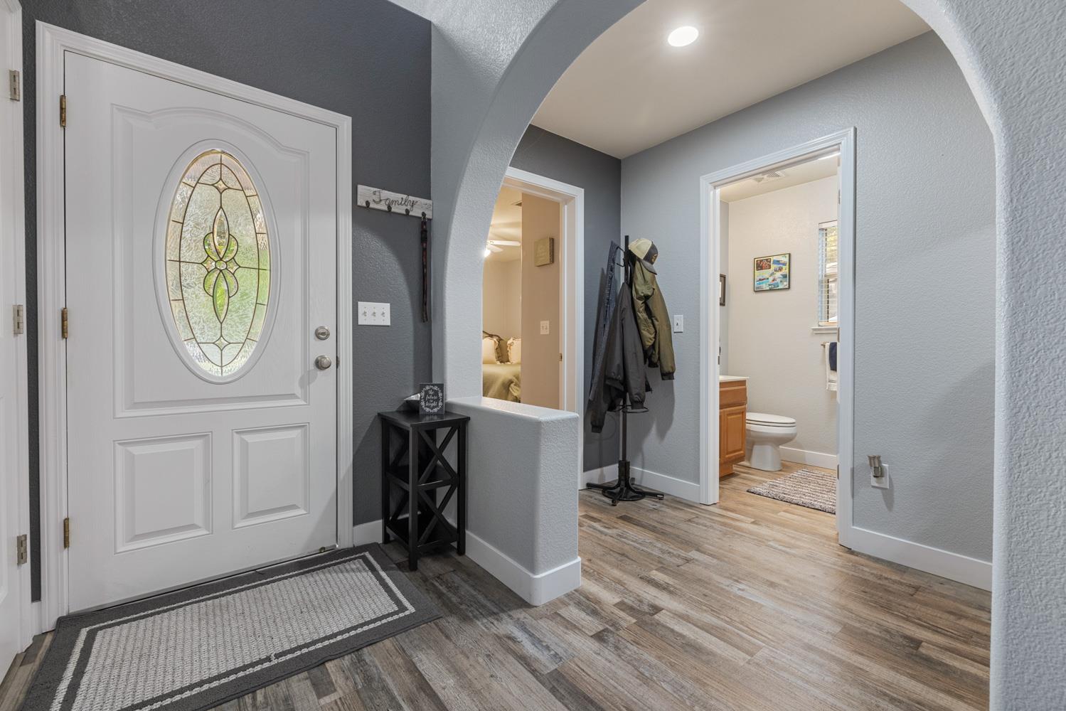 818 Travaille Way, Ripon, CA 95366