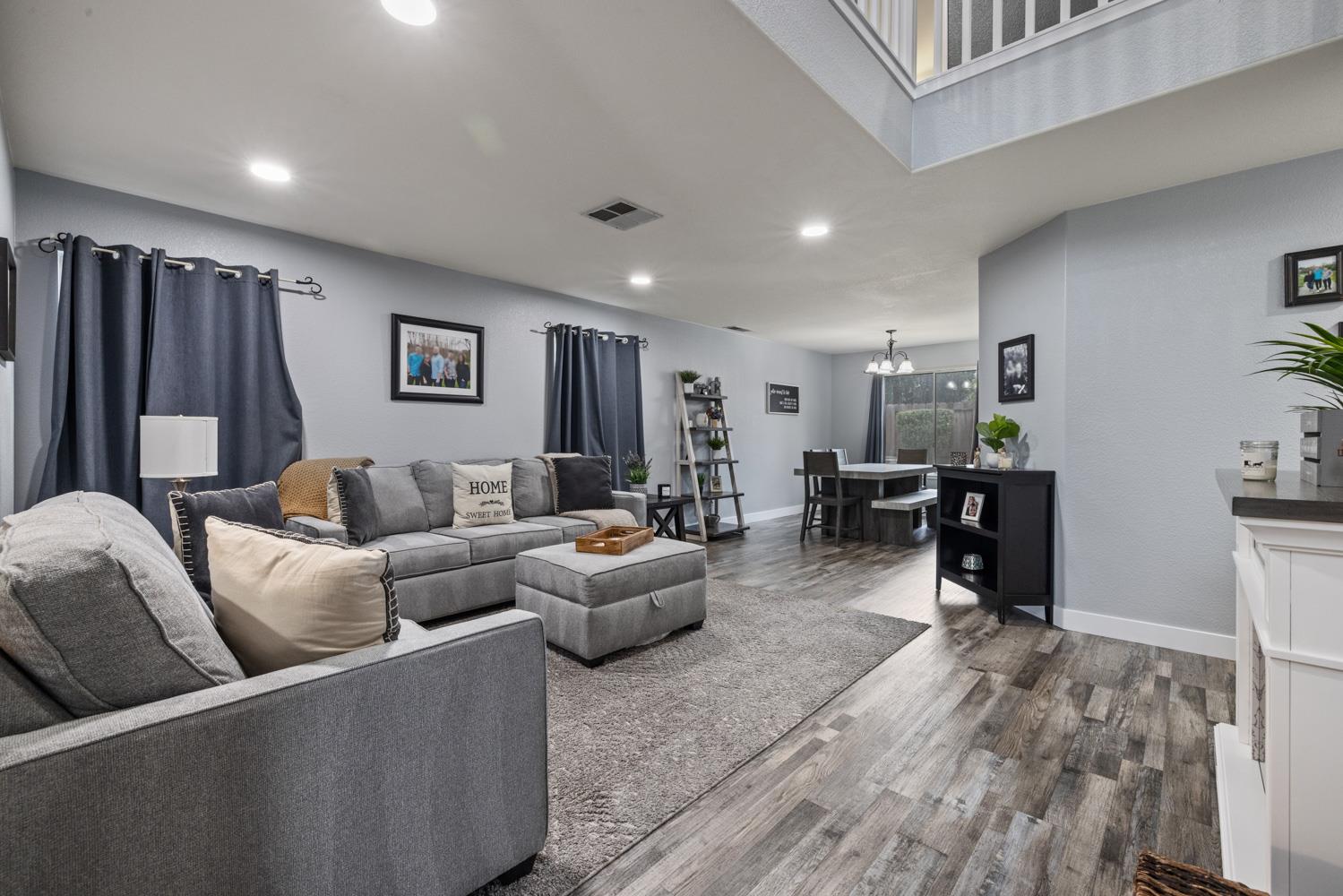 818 Travaille Way, Ripon, CA 95366