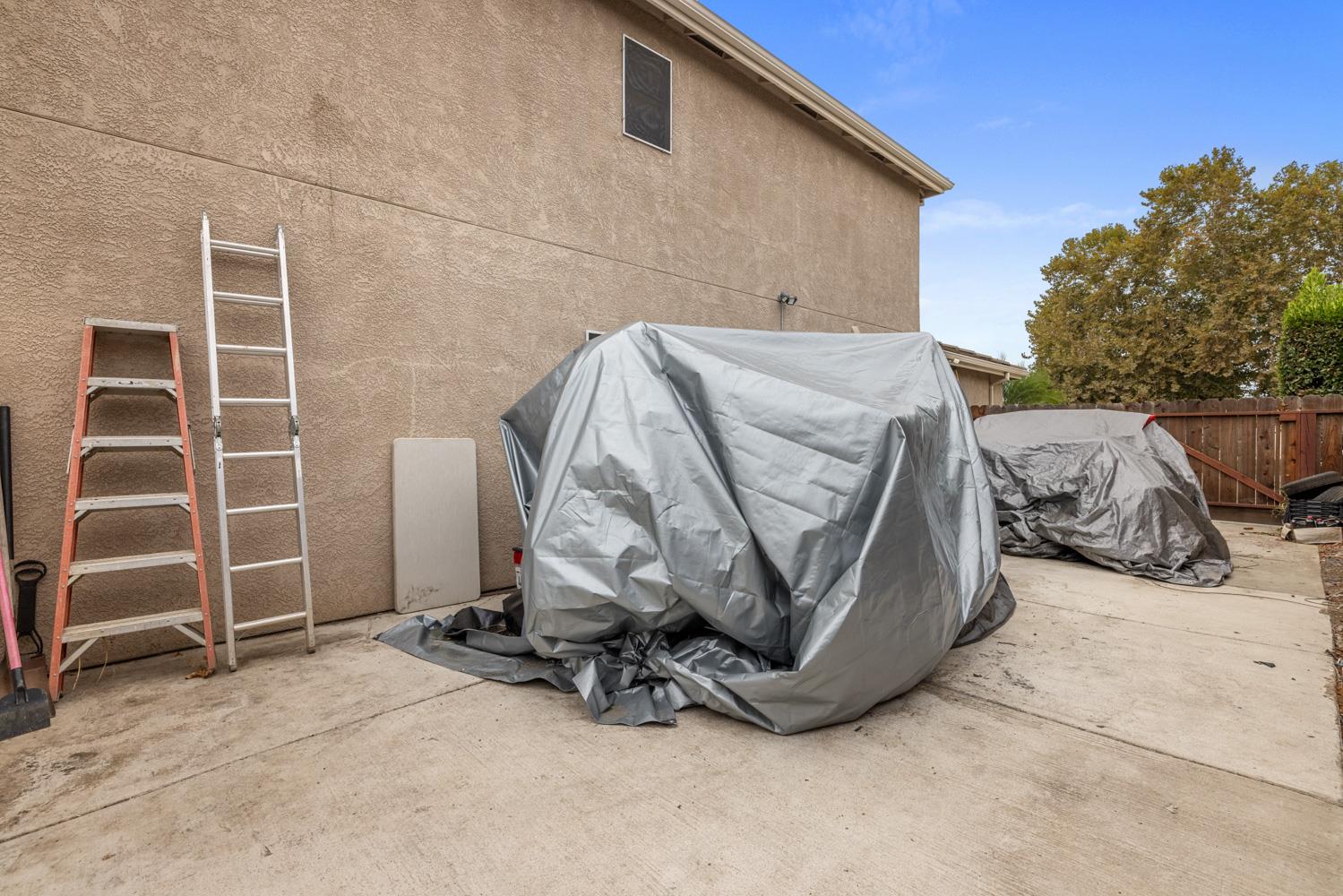 818 Travaille Way, Ripon, CA 95366