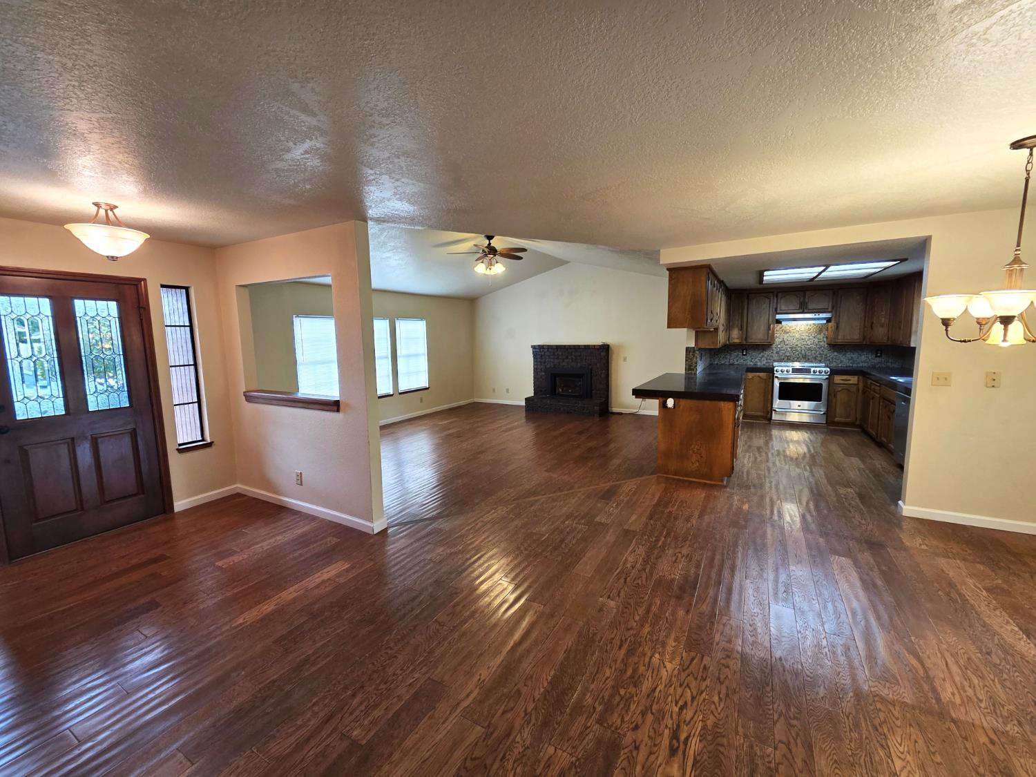 731 Nancy Dr, Ripon, CA 95366