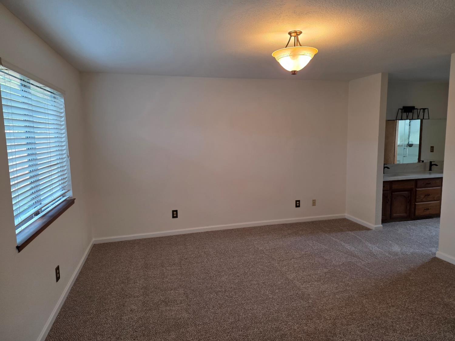 731 Nancy Dr, Ripon, CA 95366