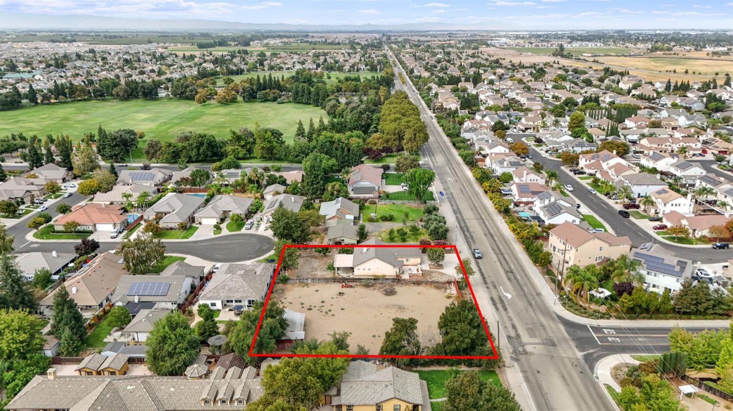 984 E Woodward Ave, Manteca, CA 95337