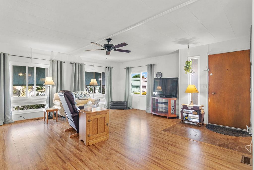 2505 Jackson Avenue #107, Escalon, CA 95320