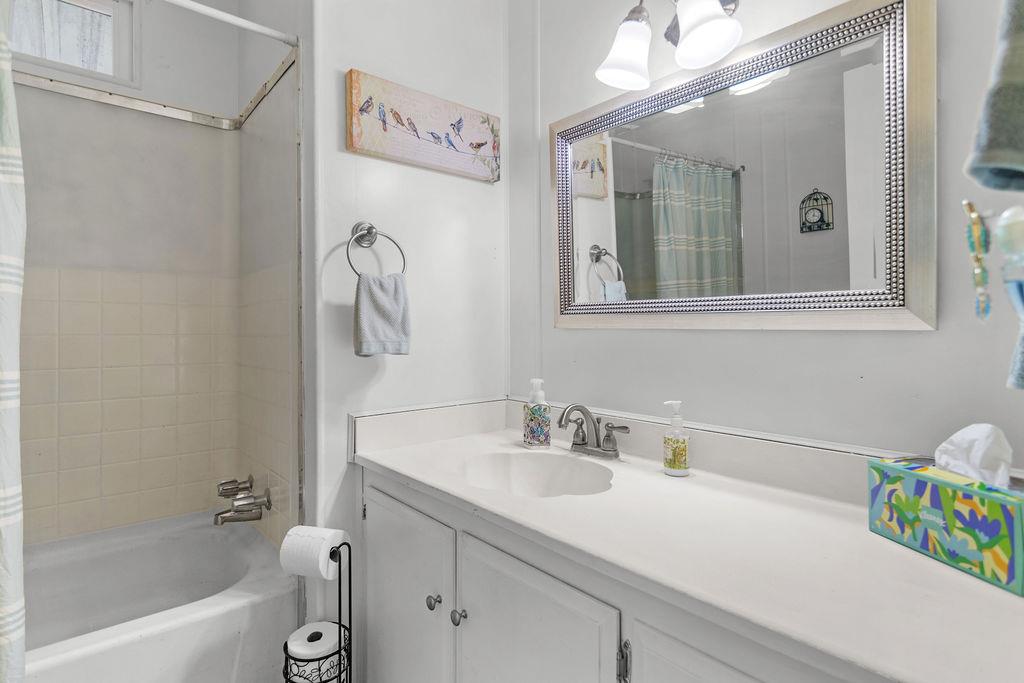 2505 Jackson Avenue #107, Escalon, CA 95320