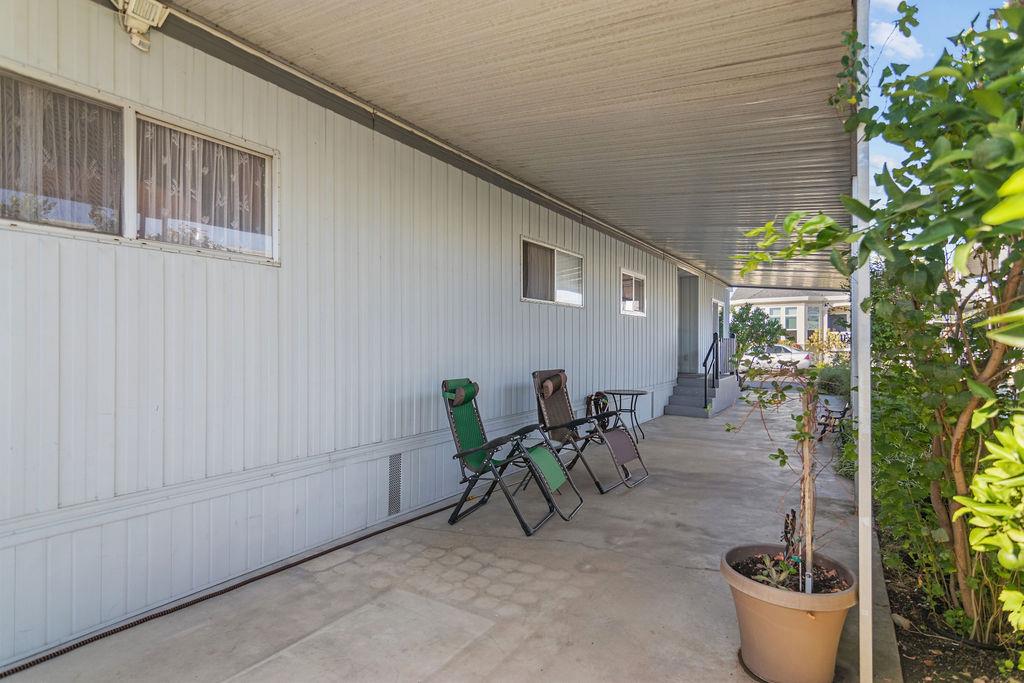 2505 Jackson Avenue #107, Escalon, CA 95320
