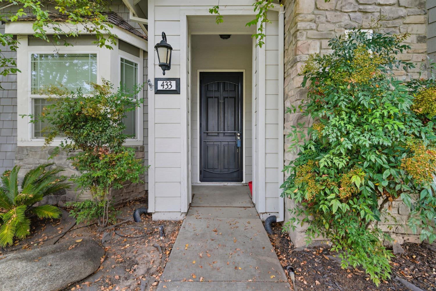 433 Travertine Dr, Ripon, CA 95366