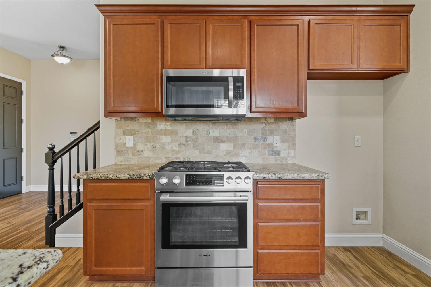 433 Travertine Dr, Ripon, CA 95366