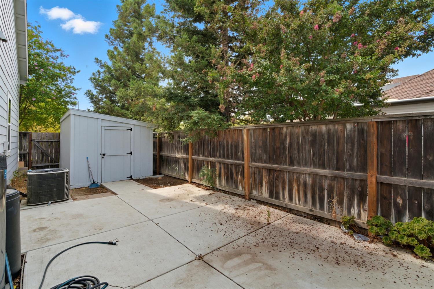 433 Travertine Dr, Ripon, CA 95366