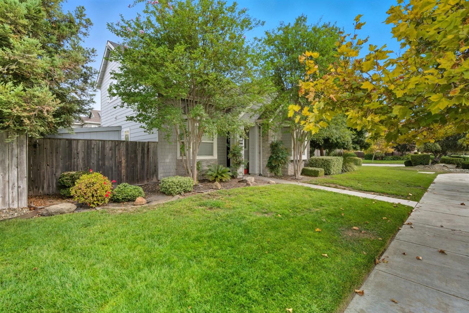 433 Travertine Dr, Ripon, CA 95366