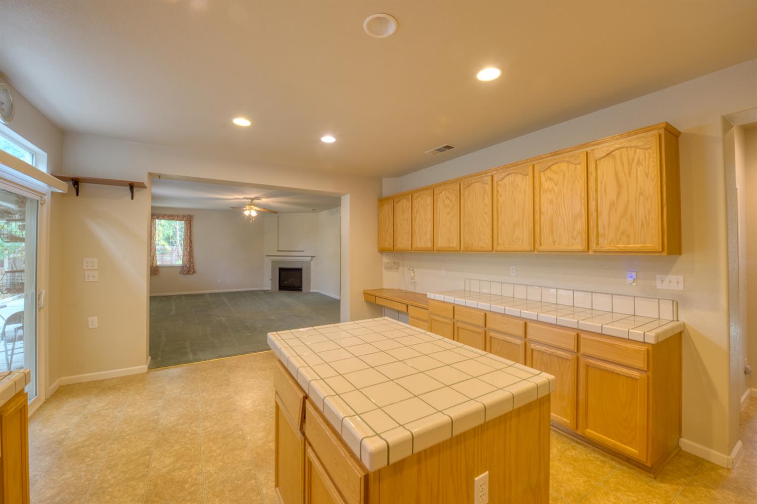 1407 Dylan Creek Dr, Patterson, CA 95363