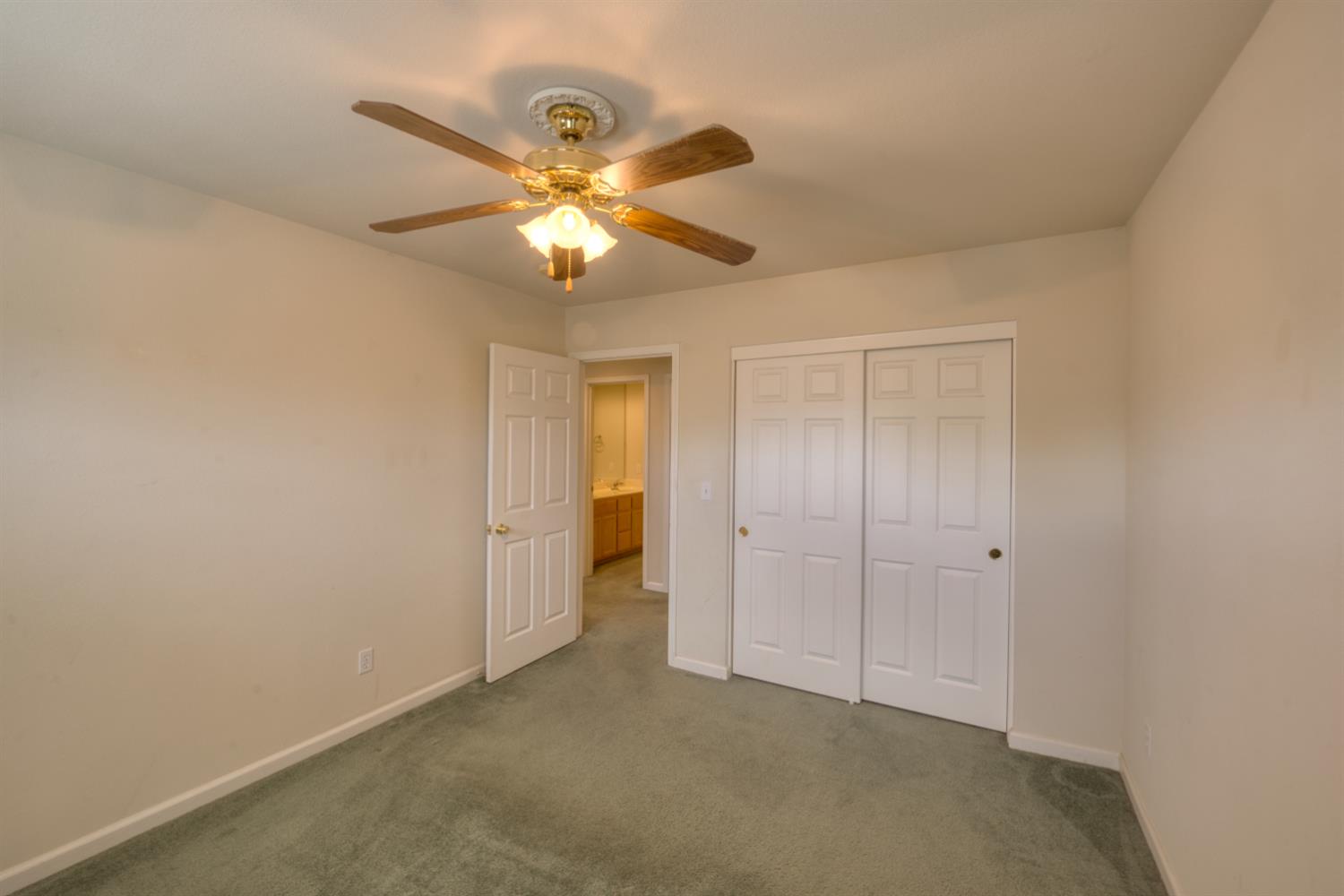 1407 Dylan Creek Dr, Patterson, CA 95363