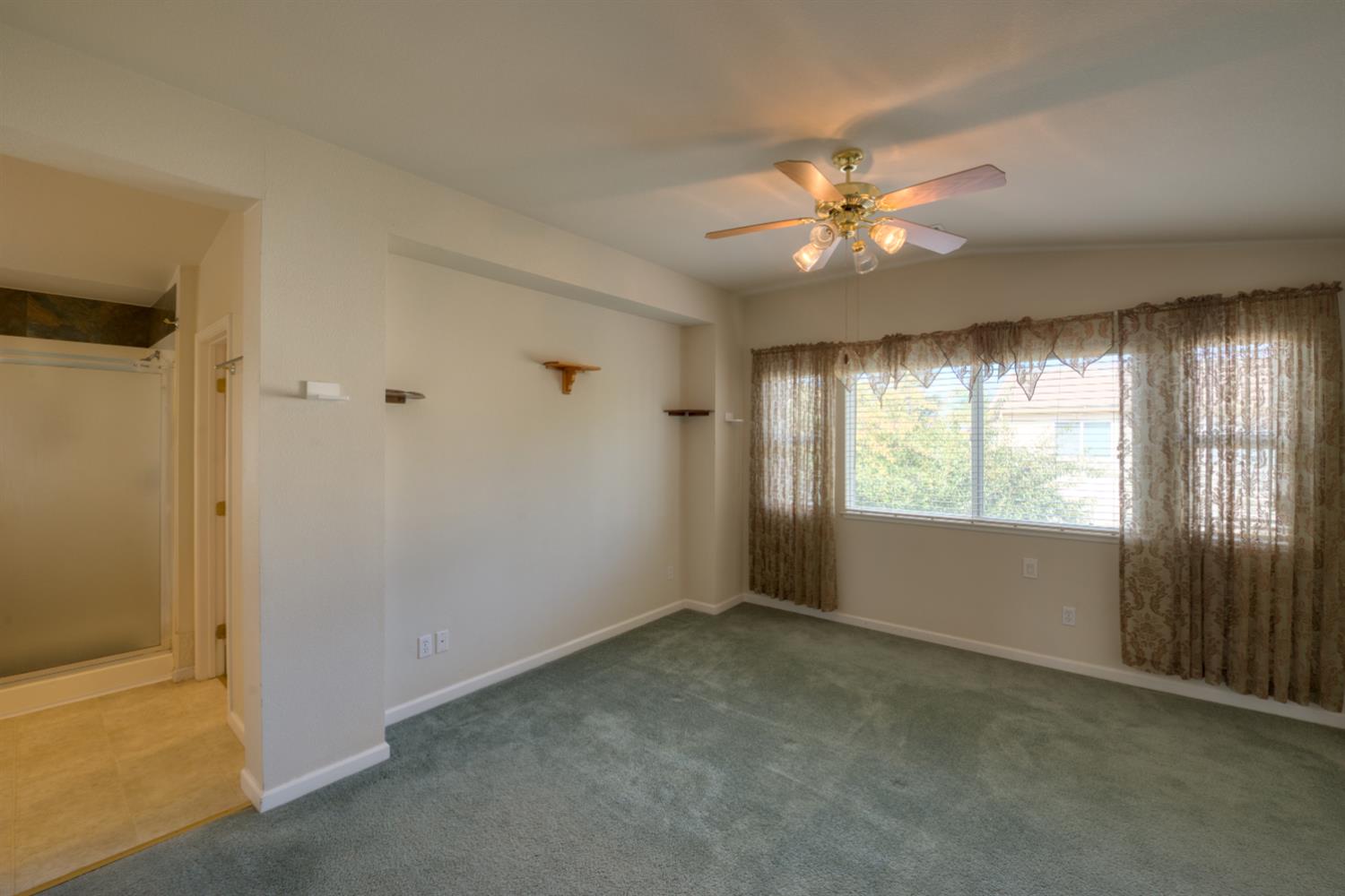 1407 Dylan Creek Dr, Patterson, CA 95363