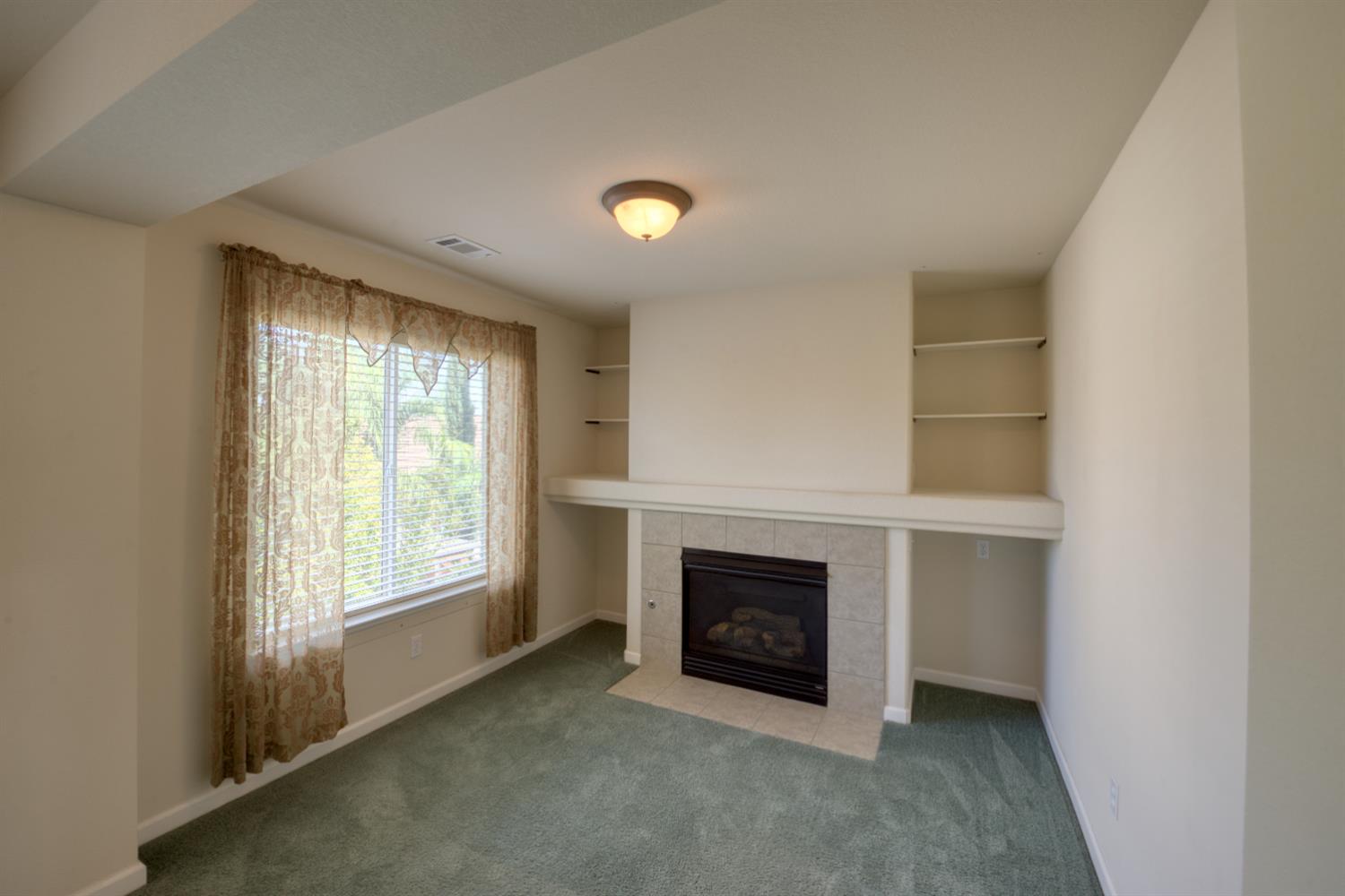 1407 Dylan Creek Dr, Patterson, CA 95363