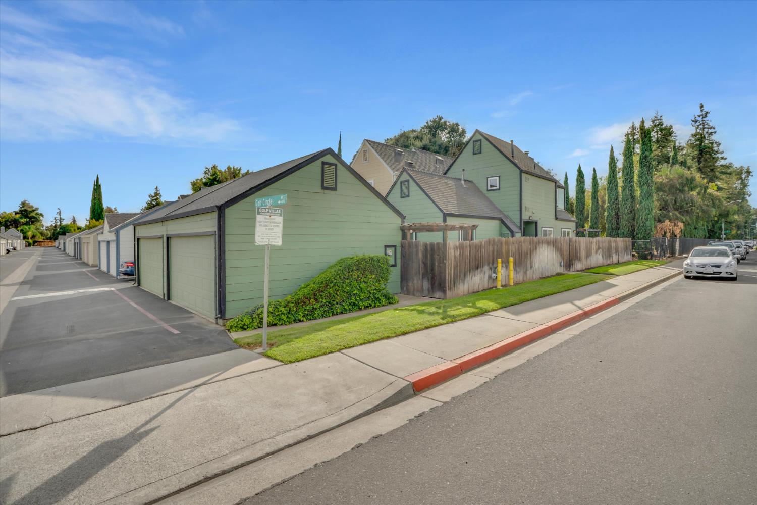 463 Golf Cir #W, Manteca, CA 95337