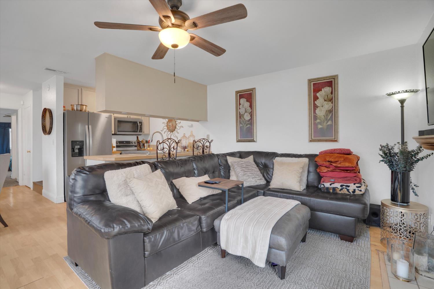 463 Golf Cir #W, Manteca, CA 95337