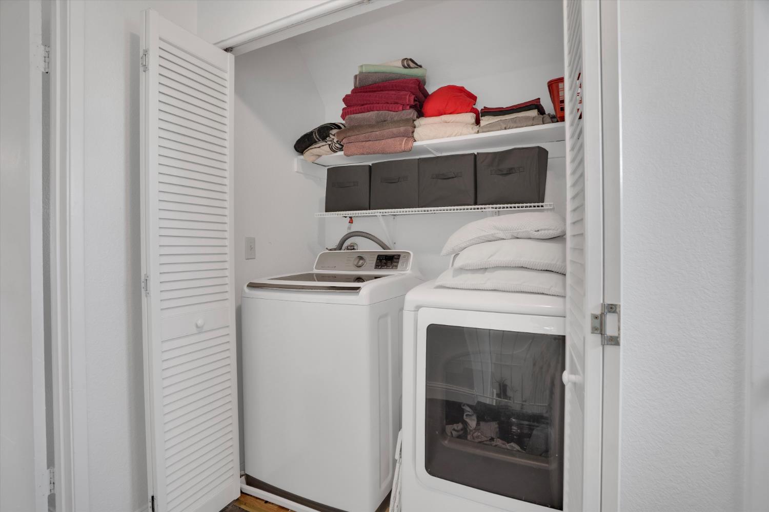 463 Golf Cir #W, Manteca, CA 95337