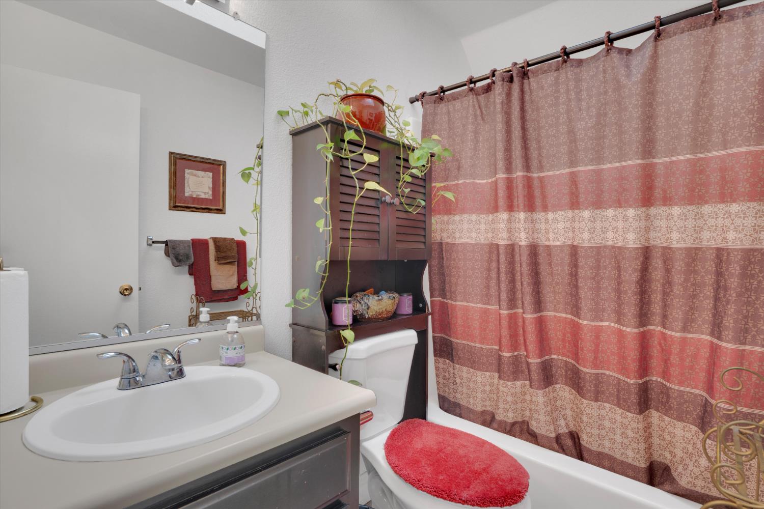 463 Golf Cir #W, Manteca, CA 95337