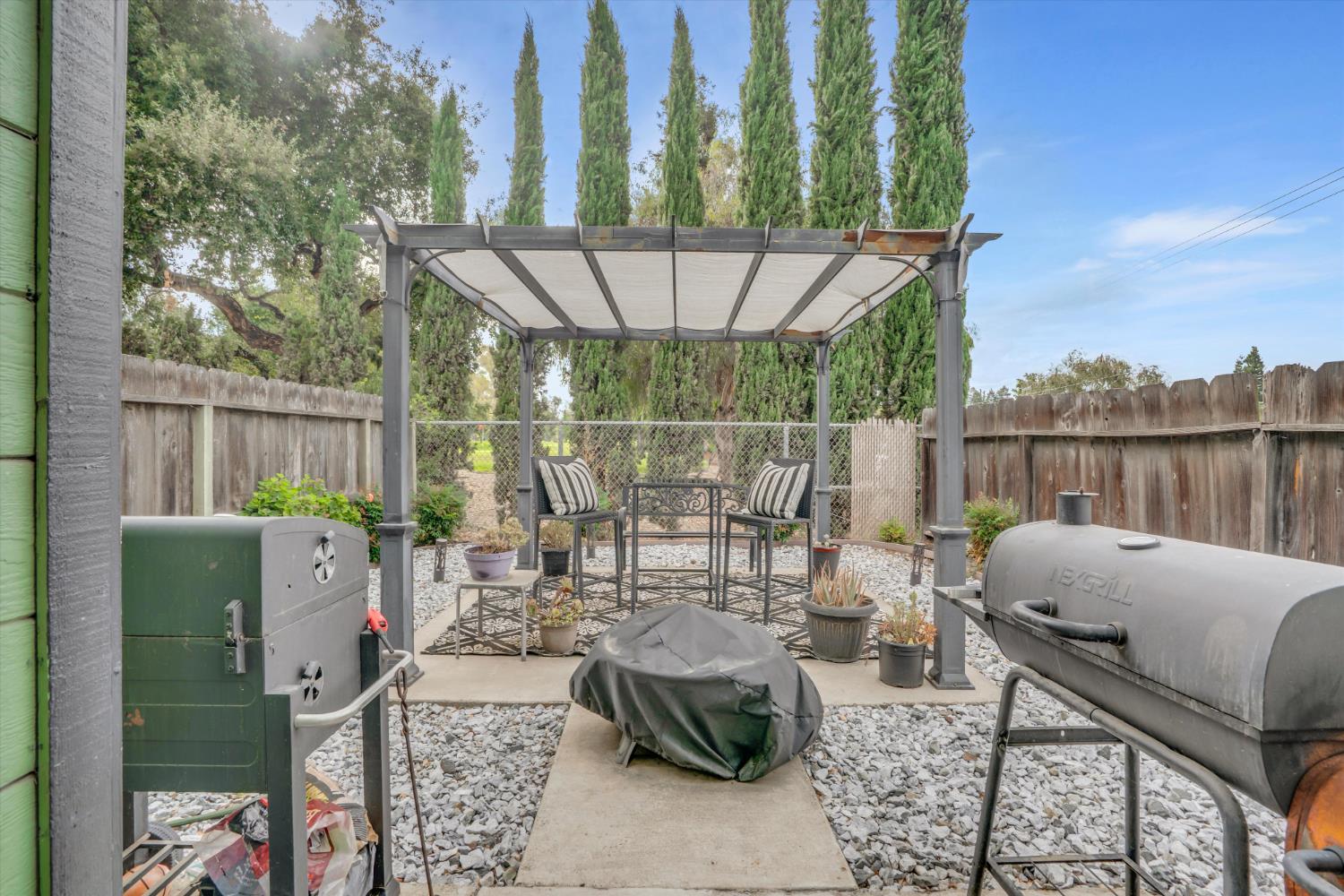 463 Golf Cir #W, Manteca, CA 95337