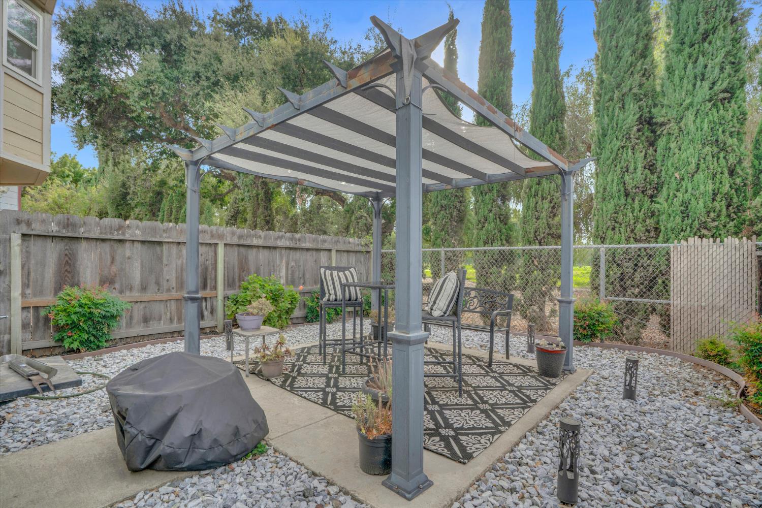 463 Golf Cir #W, Manteca, CA 95337