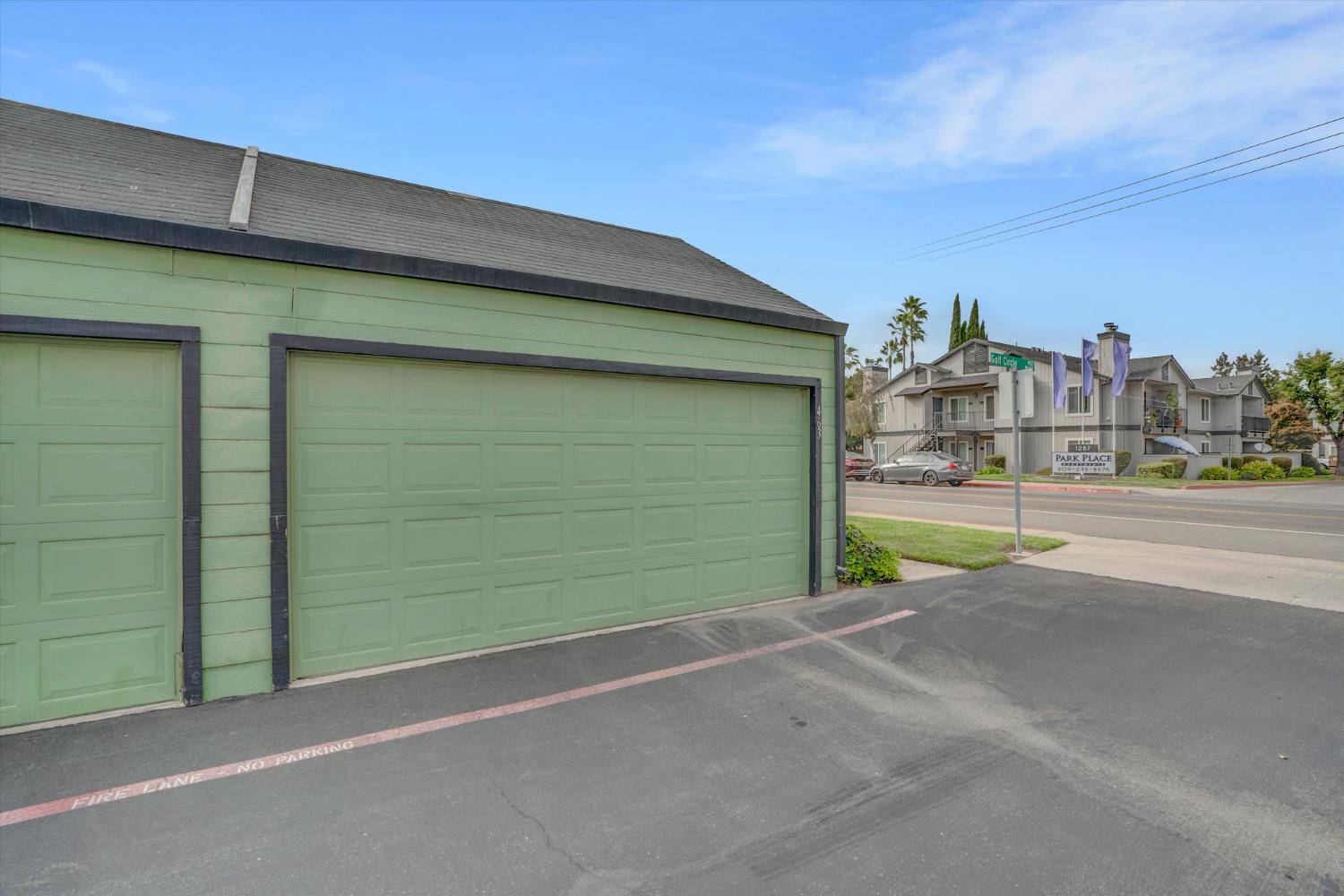 463 Golf Cir #W, Manteca, CA 95337