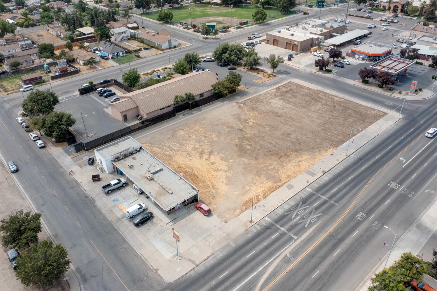 41 47 Robertson Blvd, Chowchilla, CA 93610