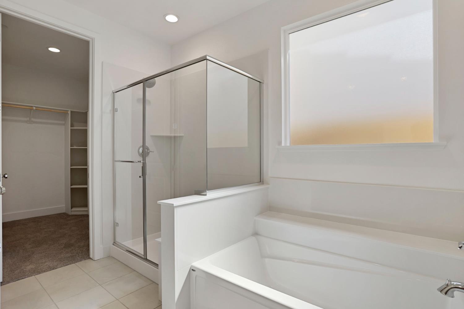 3242 Leo David St, Manteca, CA 95337