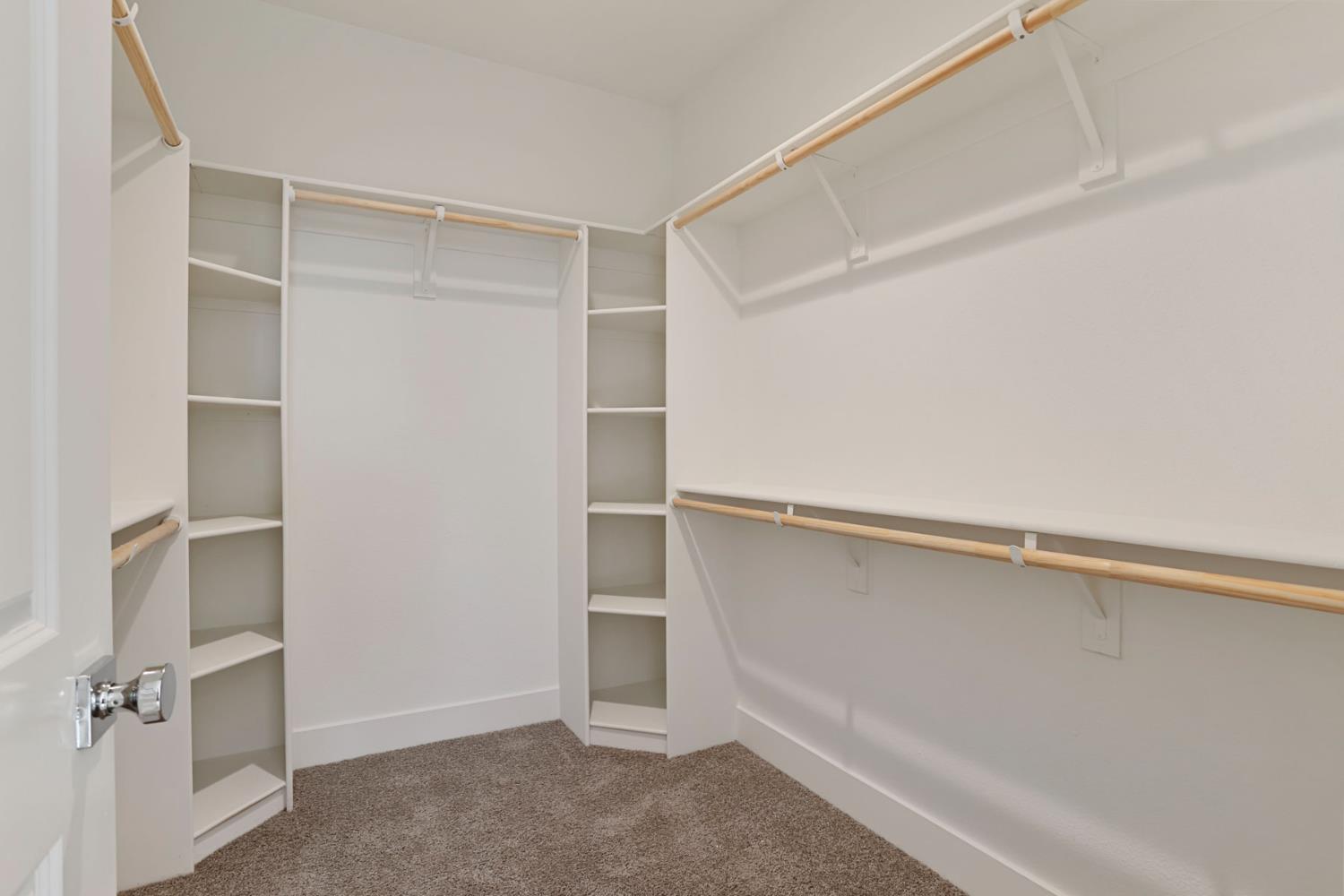 3242 Leo David St, Manteca, CA 95337