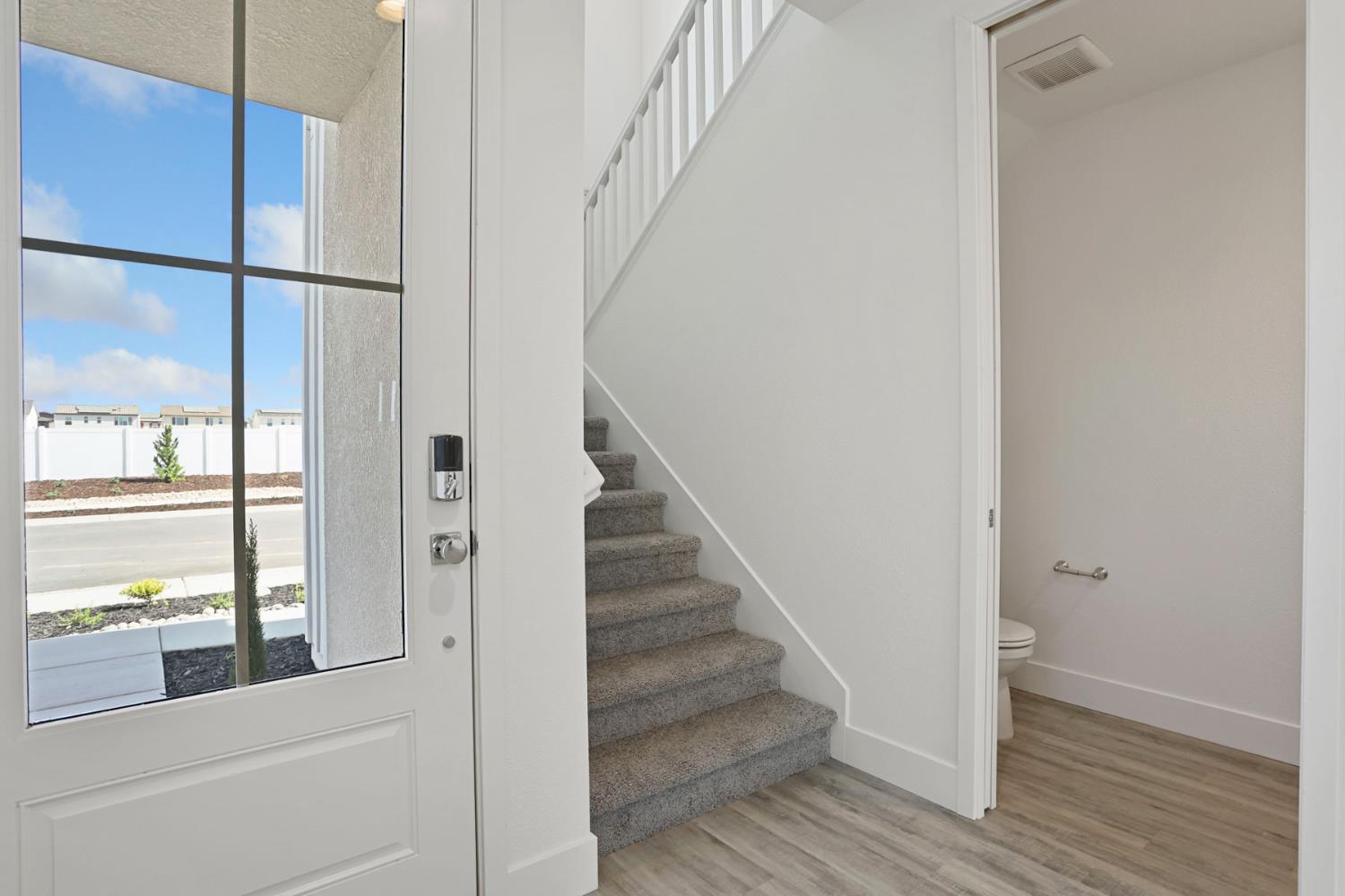 3242 Leo David St, Manteca, CA 95337