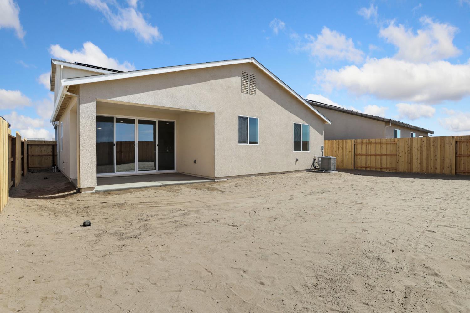 3242 Leo David St, Manteca, CA 95337