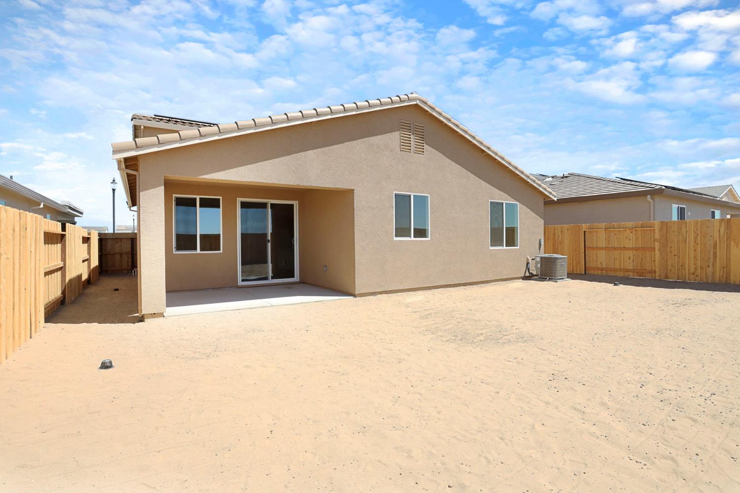 3266 Leo David St, Manteca, CA 95337