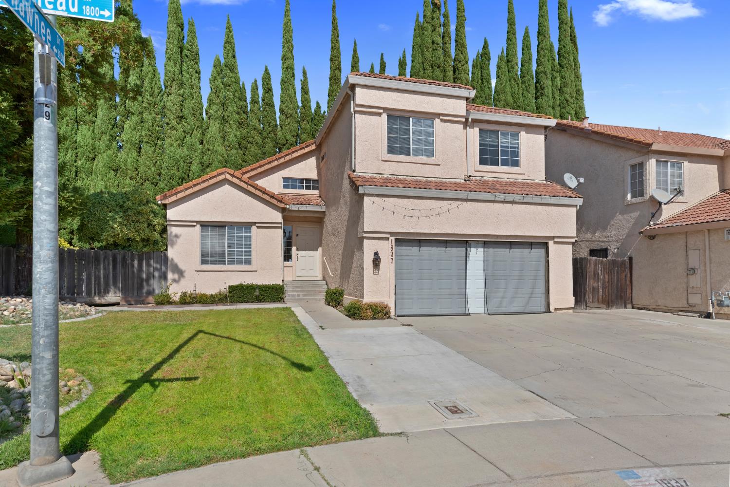 1837 Mark Mead Ln, Modesto, CA 95356