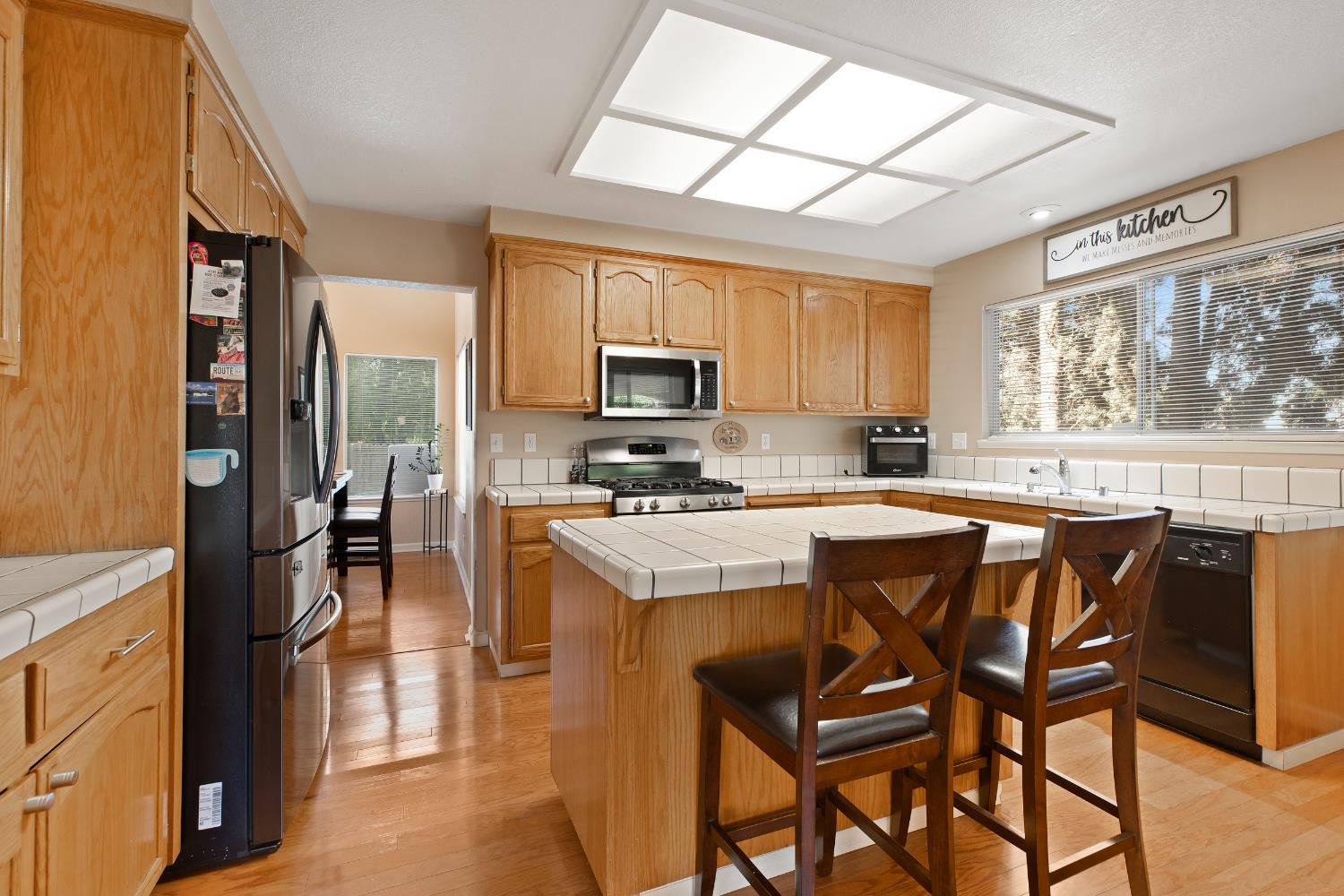 1837 Mark Mead Ln, Modesto, CA 95356