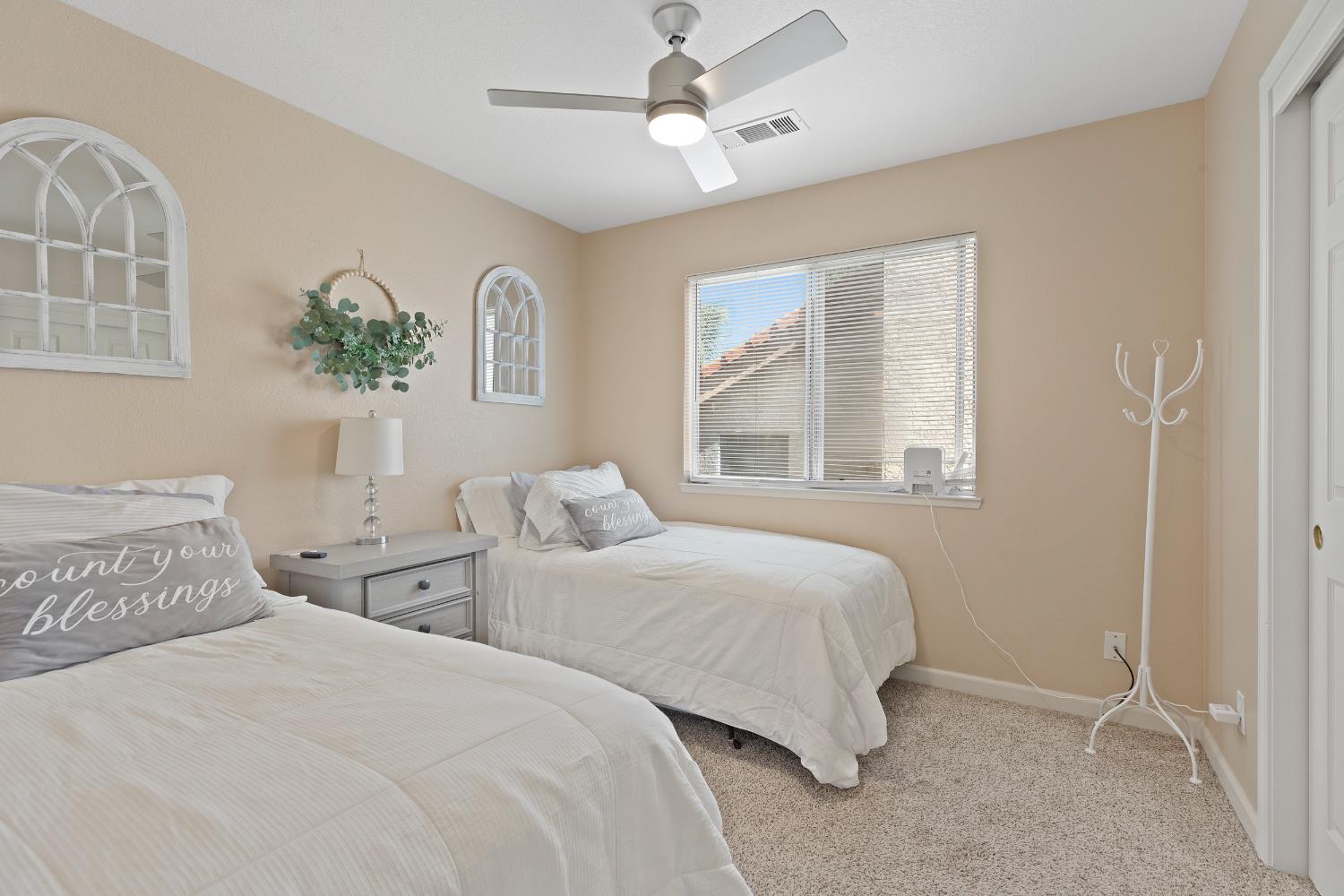 1837 Mark Mead Ln, Modesto, CA 95356