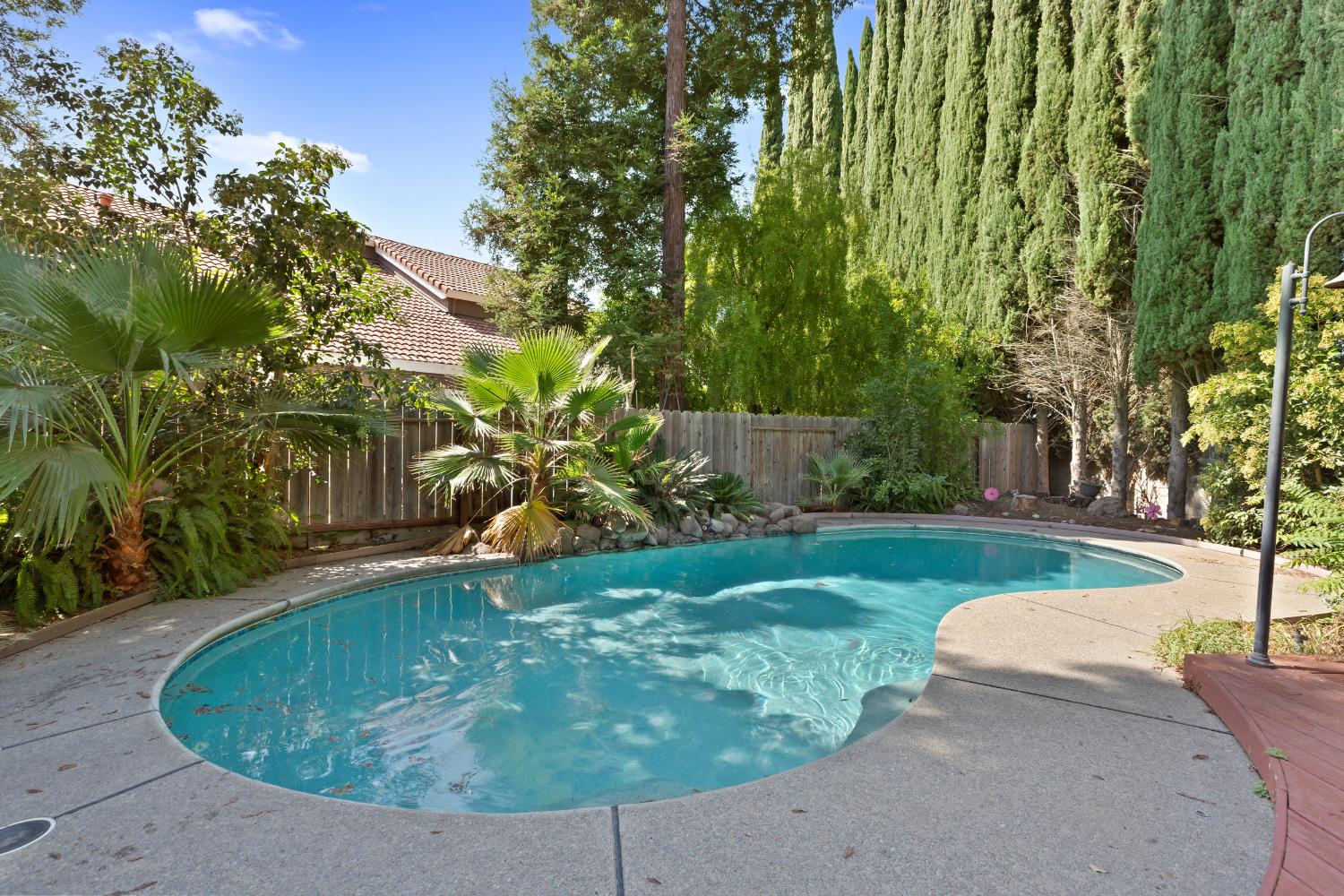 1837 Mark Mead Ln, Modesto, CA 95356