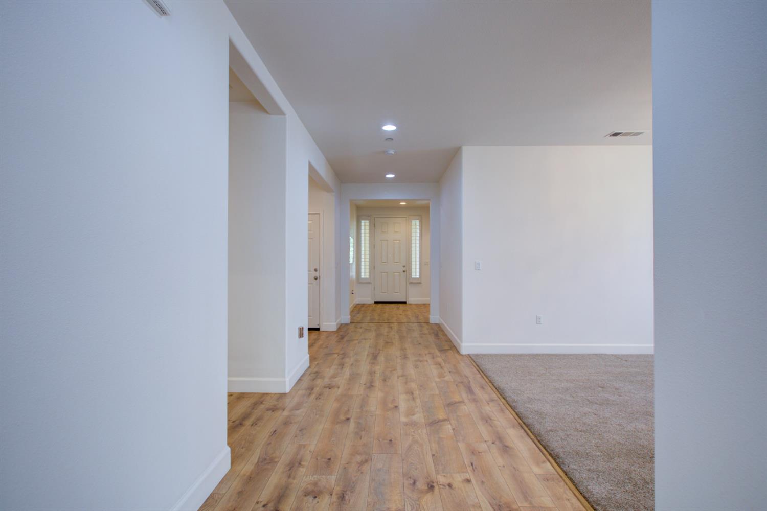 21100 Varietal Ct, Patterson, CA 95363