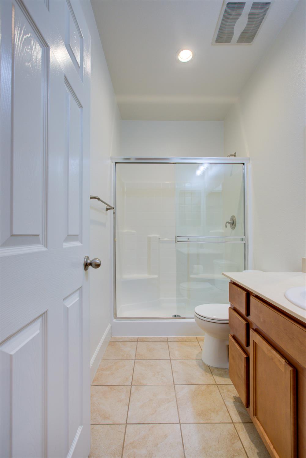 21100 Varietal Ct, Patterson, CA 95363