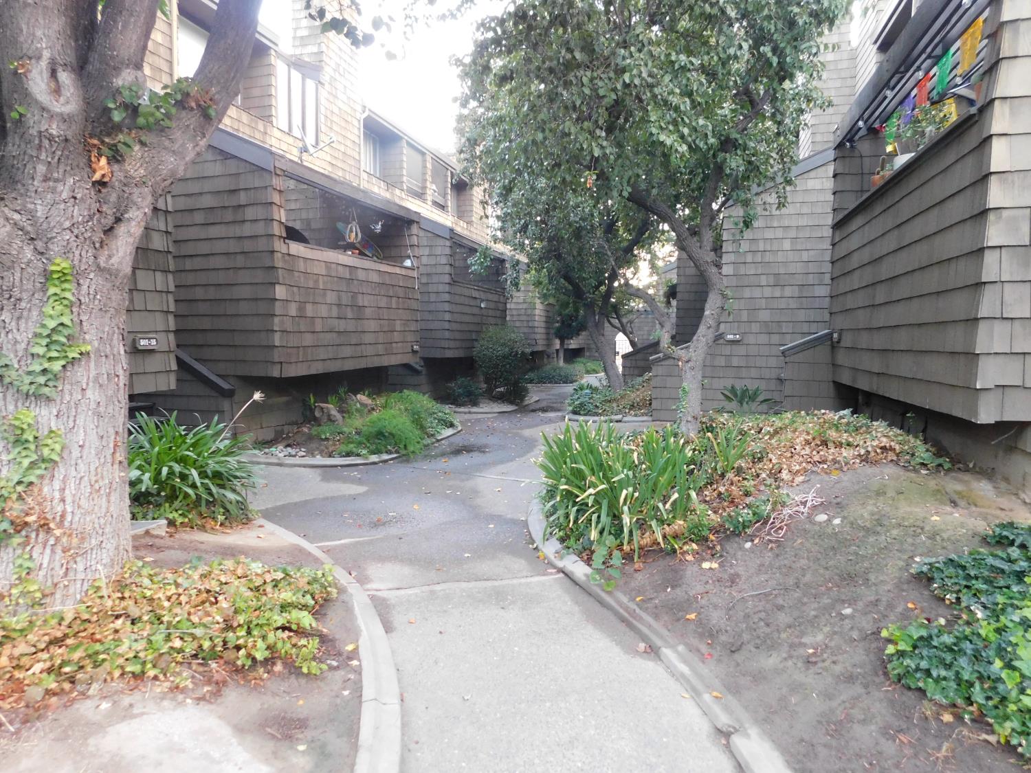 501 Rose Ave #9, Modesto, CA 95355