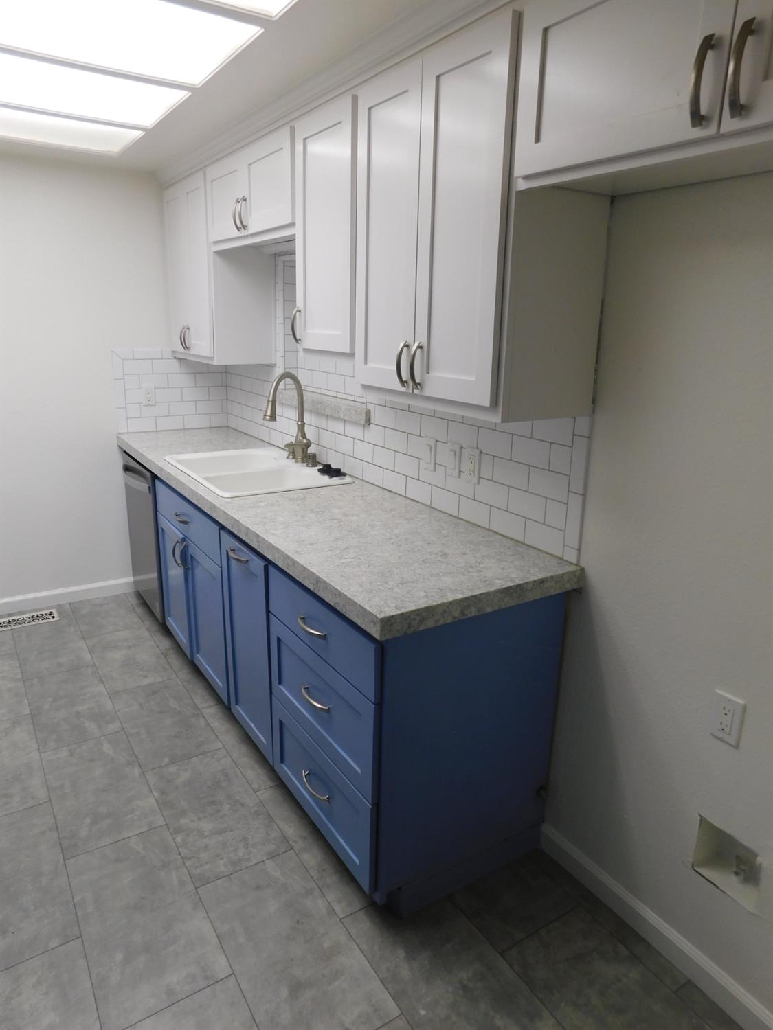 501 Rose Ave #9, Modesto, CA 95355