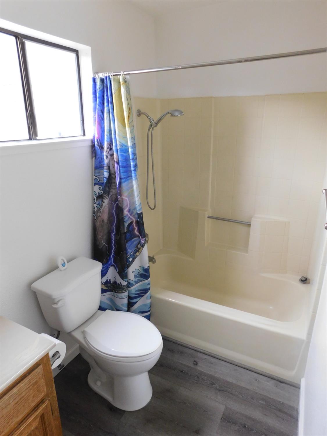 501 Rose Ave #9, Modesto, CA 95355