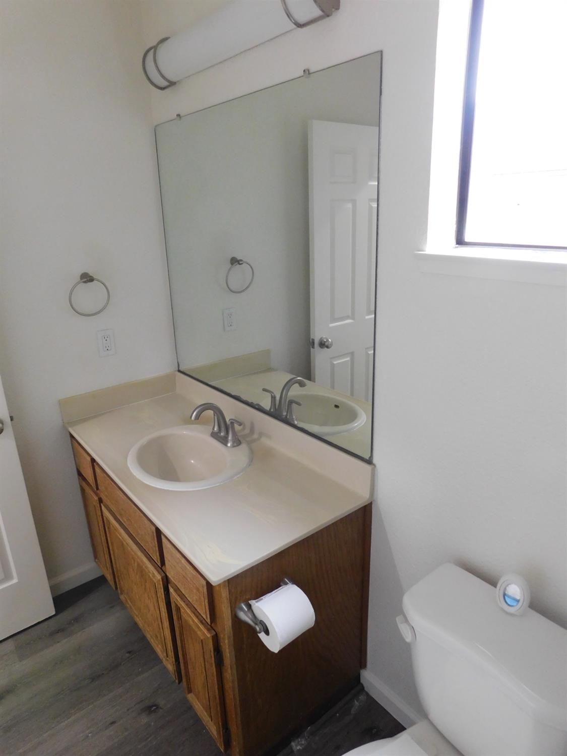 501 Rose Ave #9, Modesto, CA 95355